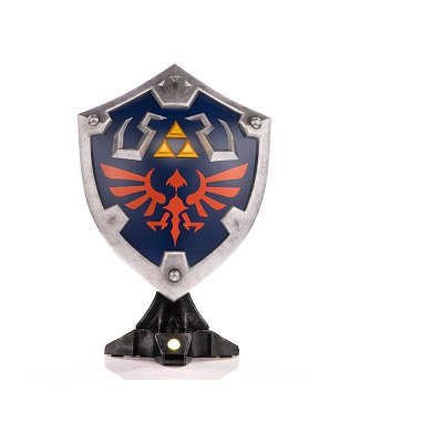 The Legend of Zelda Breath of the Wild PVC socha Hylian Shield sběratelská edice 29 cm - poškozený obal