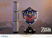 The Legend of Zelda Breath of the Wild PVC socha Hylian Shield sběratelská edice 29 cm - poškozený obal