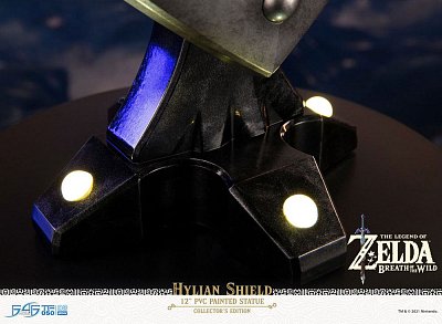 The Legend of Zelda Breath of the Wild PVC socha Hylian Shield sběratelská edice 29 cm - poškozený obal
