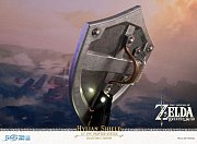 The Legend of Zelda Breath of the Wild PVC socha Hylian Shield sběratelská edice 29 cm - poškozený obal