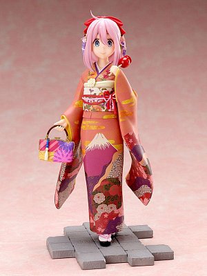 Laid-Back Camp PVC socha 1/7 Nadeshiko Kagamihara Furisode Ver. 21 cm
