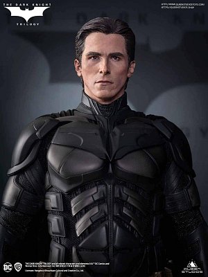 Socha Temného rytíře 1/3 Batman Premium Edition 68 cm