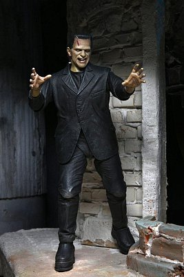 Sběratelská akční figurka Universal Monsters Ultimate Frankenstein's Monster (barevné) 18 cm